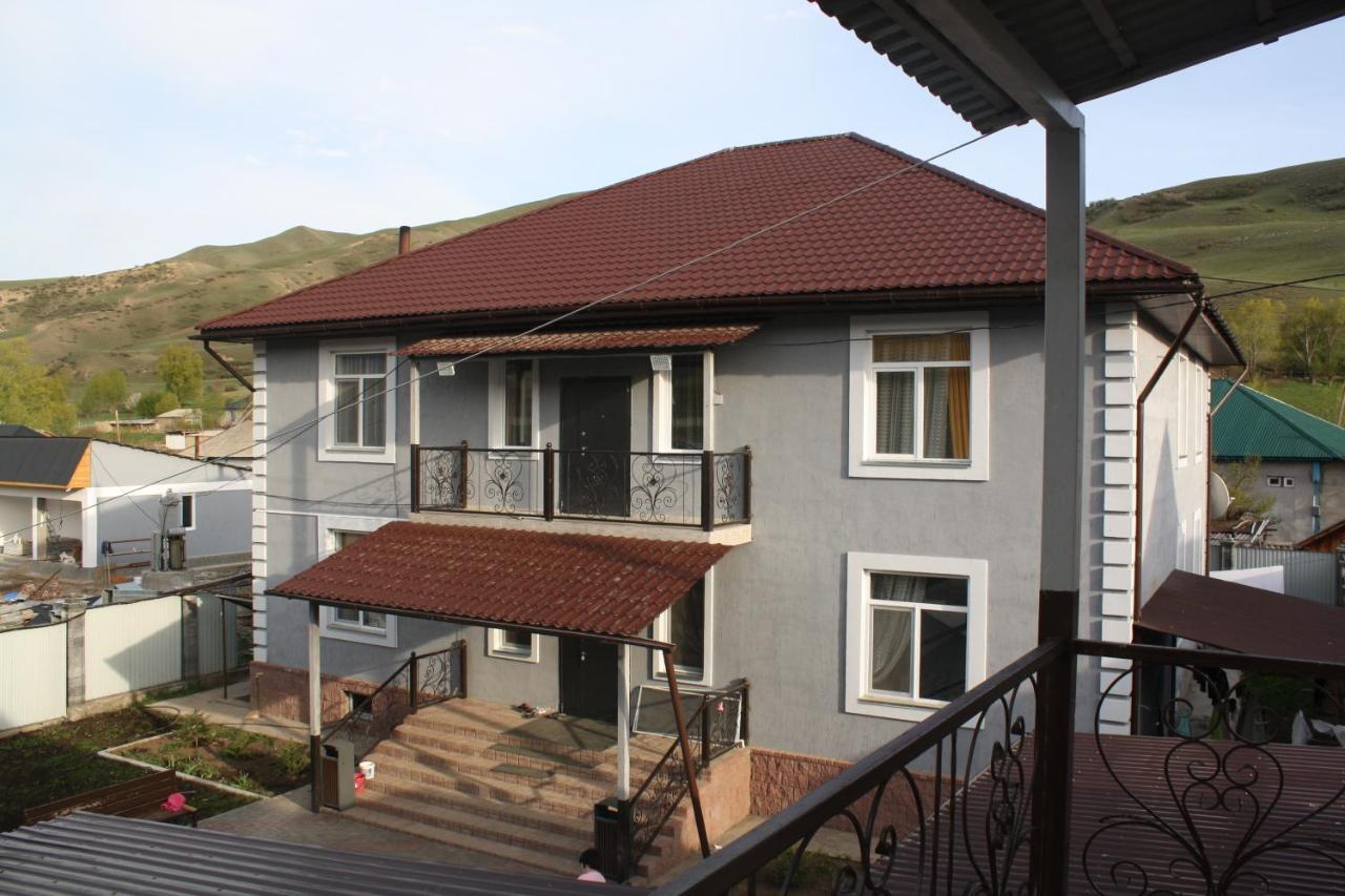 Saty Guest House Luaran gambar