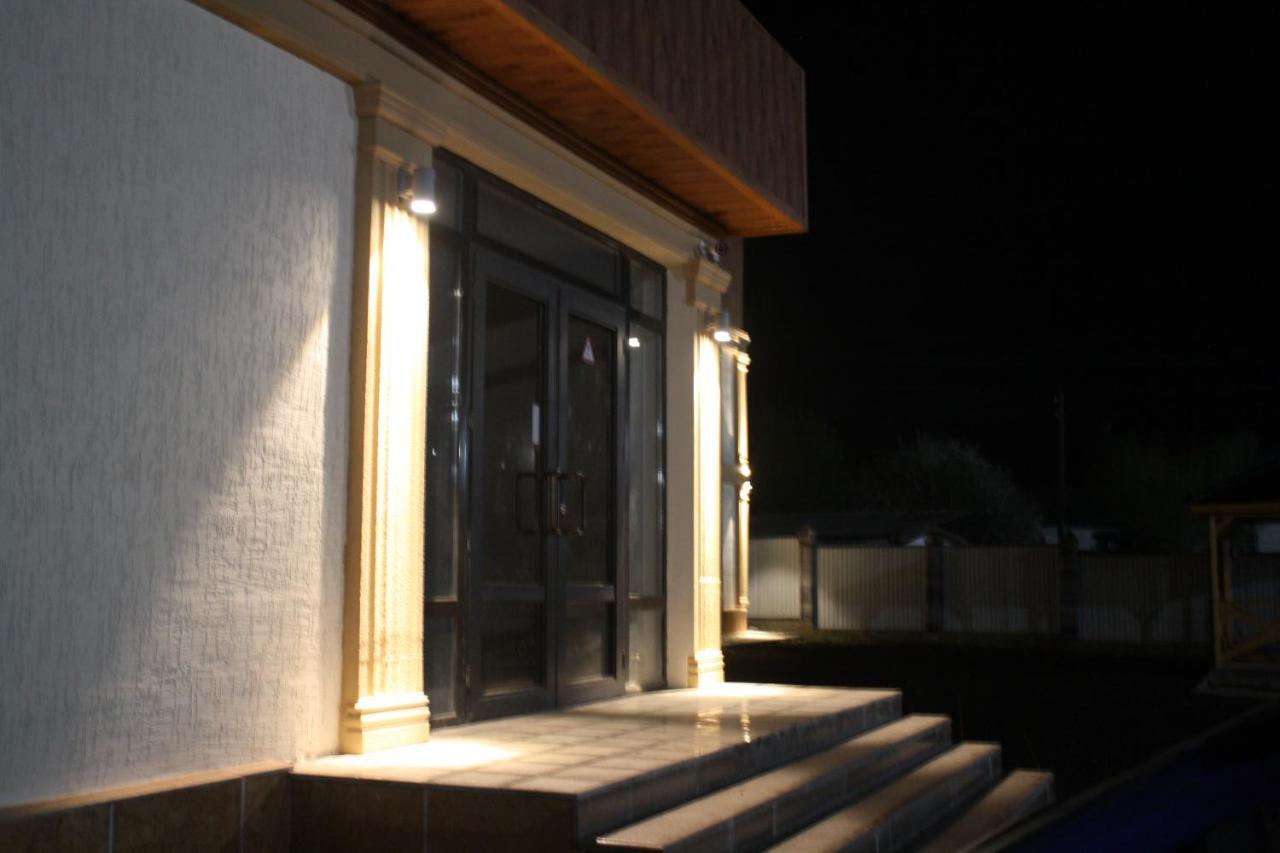 Saty Guest House Luaran gambar