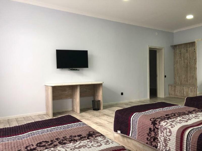 Saty Guest House Luaran gambar